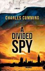 A Divided Spy (Large Print)